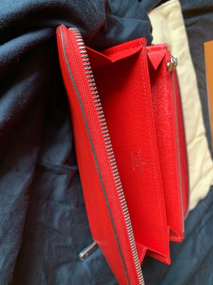 Louis Vuitton Zippy Wallet สีแดง หนัง Epi รูปที่ 7