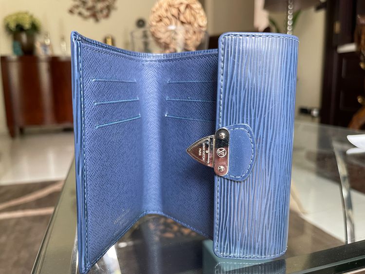 กระเป๋าสตางค์ Louis Vuitton LV Koala หนัง epi สีน้ำเงิน สภาพเยี่ยม discont. แล้ว รูปที่ 5