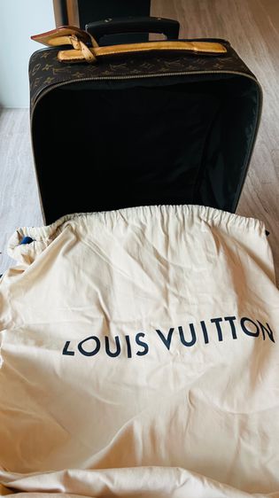 กระเป๋าเดินทางแบรนด์เนม ยี่ห้อ Louis Vuitton  รูปที่ 7