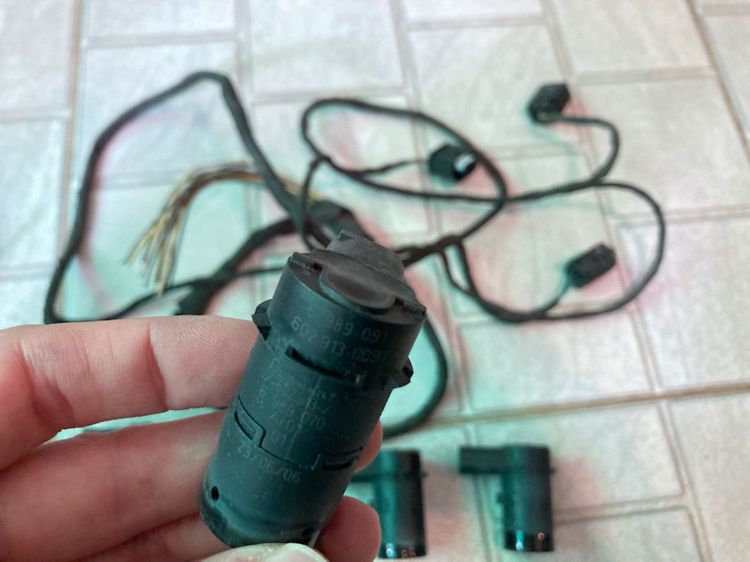 Parking Sensor PDC BMW E60 รุ่นแรก PreLci สาย ปลั๊ก หน้า-หลัง ใส่ E46 E39 E38 E65 E85 Z4 ได้ ของแท้ มือสอง รูปที่ 8