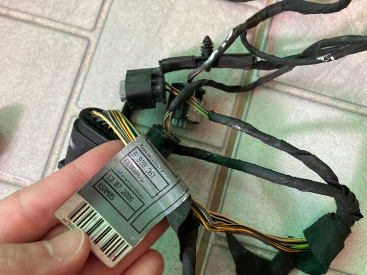 Parking Sensor PDC BMW E60 รุ่นแรก PreLci สาย ปลั๊ก หน้า-หลัง ใส่ E46 E39 E38 E65 E85 Z4 ได้ ของแท้ มือสอง รูปที่ 12