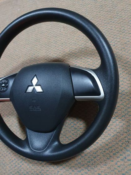พวงมาลัยมี airbag พร้อมปุ่ม ควบคุมเครื่องเสียง แท้ถอด New Mitsubishi Triton ปี2015-22 รูปที่ 5