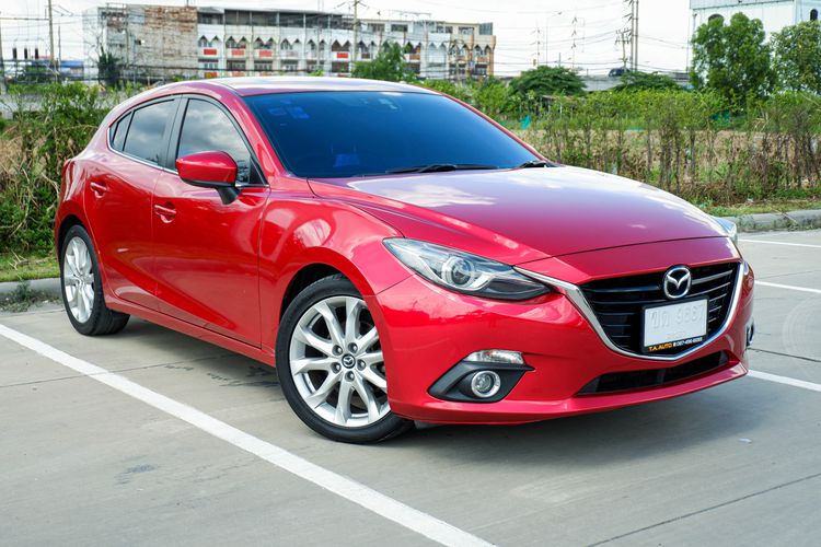 Mazda Mazda3 2014 2.0 SP Sports Sedan เบนซิน ไม่ติดแก๊ส เกียร์อัตโนมัติ แดง