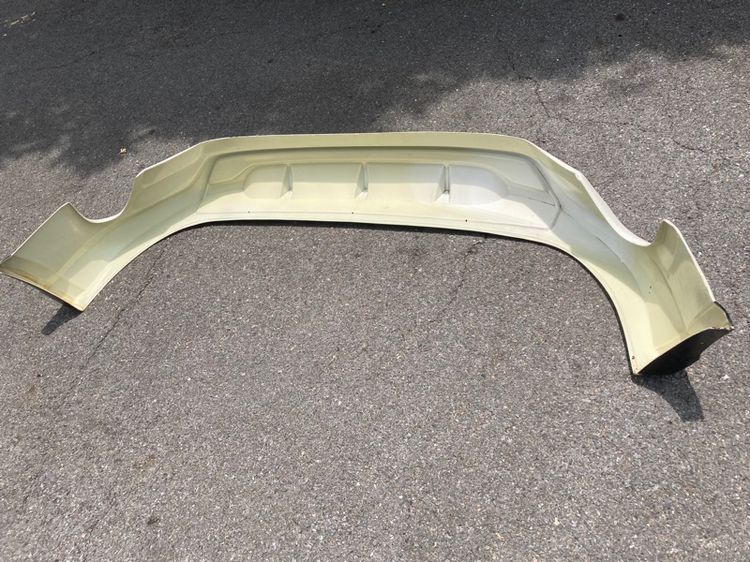 ชุดแต่ง สเกิร์ตกันชนหน้า Toyota Fortuner รุ่นโฉมปัจจุบัน มือสอง สภาพดี รูปที่ 9