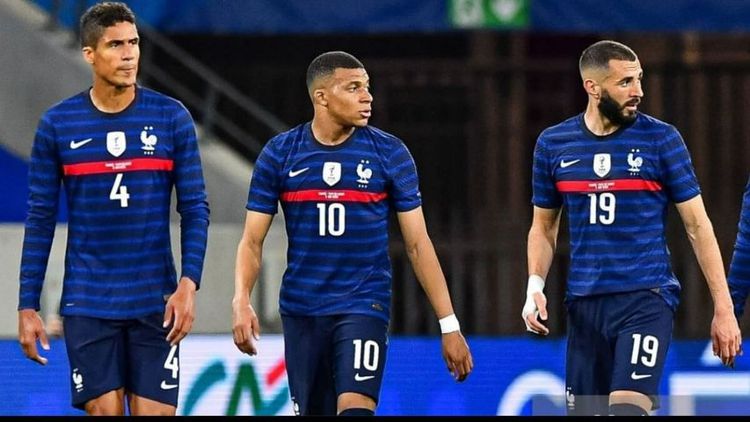 เสื้อบอลทีมชาติฝรั่งเศส (France) ของแท้ รูปที่ 3