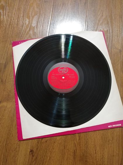 ขายแผ่นเสียงเพลงสากล DEANNA DURBIN อัลบั้มชุด CAN'T HELP SINGING 16 Golden Memories แผ่นลิขสิทธิ์ MCA RECORDS แท้ สวย สภาพดี รูปที่ 3