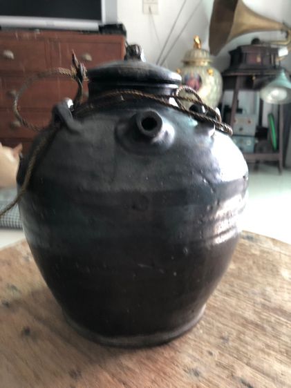 อื่นๆ กานํ้าชาดินเคลือบสี่หูโบราณ