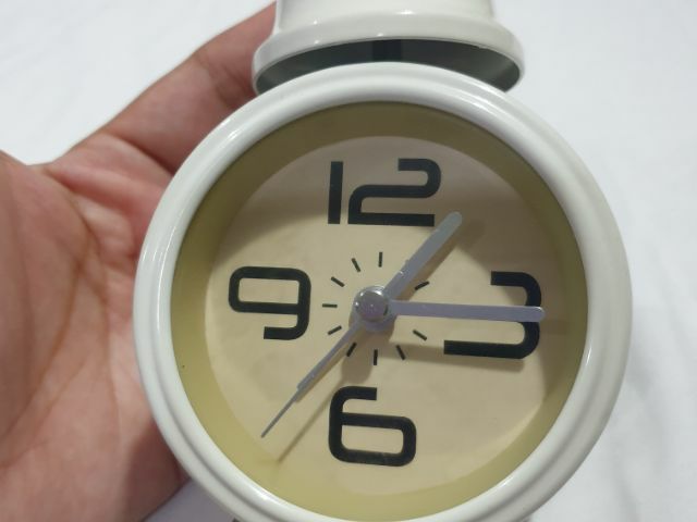 นาฬิกาปลุกวินเทจ สีขาว แบบตั้ง  งานดีไซด์เกร๋ๆแต่คลาสสิค รูปที่ 18