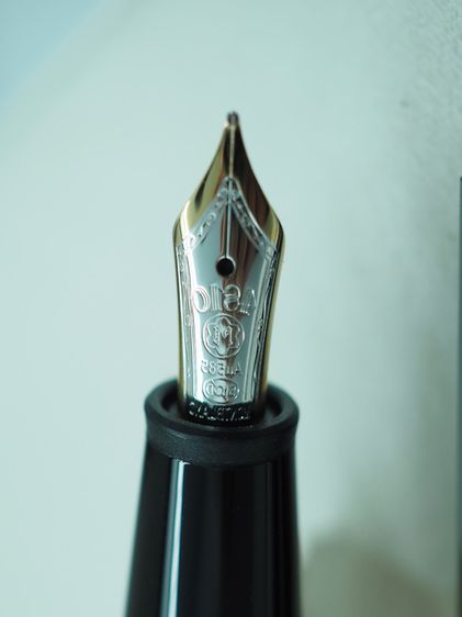 ปากกาหมึกซึม  Montblanc meisterstuck. Unisef.  รูปที่ 4