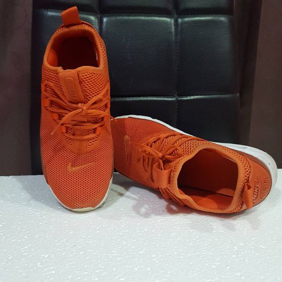 รองเท้า Nike Air Max สีส้ม มือ2 ของแท้ ไซส์ ผู้หญิง37.5 เจ้าของโพสขายเอง รูปที่ 3