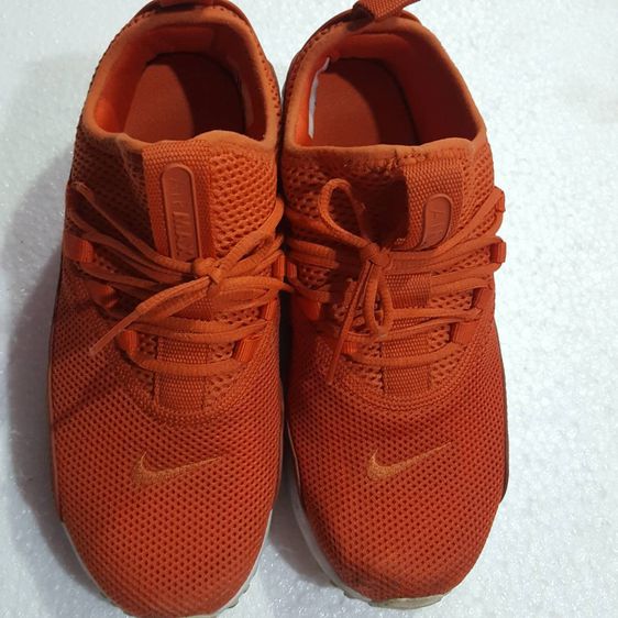 รองเท้า Nike Air Max สีส้ม มือ2 ของแท้ ไซส์ ผู้หญิง37.5 เจ้าของโพสขายเอง รูปที่ 1