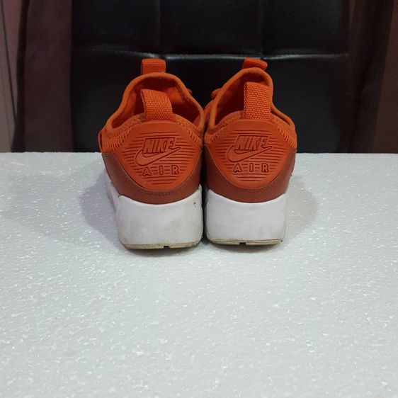 รองเท้า Nike Air Max สีส้ม มือ2 ของแท้ ไซส์ ผู้หญิง37.5 เจ้าของโพสขายเอง รูปที่ 2