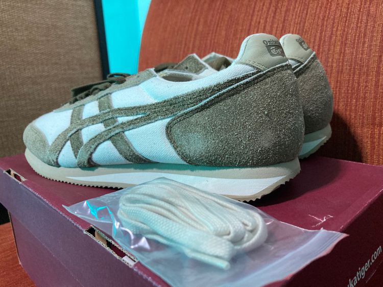 รองเท้า Onitsuka Tiger (D40QQ 0186) ไซส์ US7.5 ของแท้ มือหนึ่ง รูปที่ 4