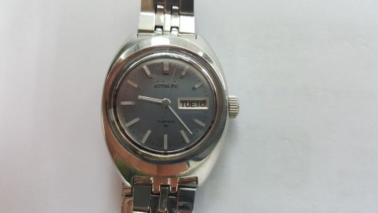 นาฬิกา SEIKO 17 jewels automatic ผู้หญิงแท้ มือสอง สวยๆ มีเก็บเงินปลายทาง รูปที่ 8