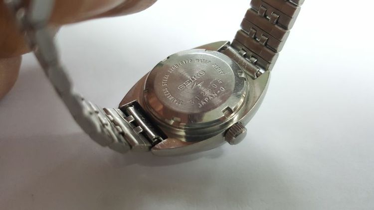 นาฬิกา SEIKO 17 jewels automatic ผู้หญิงแท้ มือสอง สวยๆ มีเก็บเงินปลายทาง รูปที่ 6