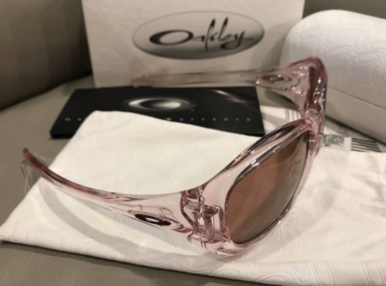 แว่นกันแดด OAKLEY แท้ ผู้หญิง made in USA รุ่น ETERNAL CRYSTAL PINK รูปที่ 2