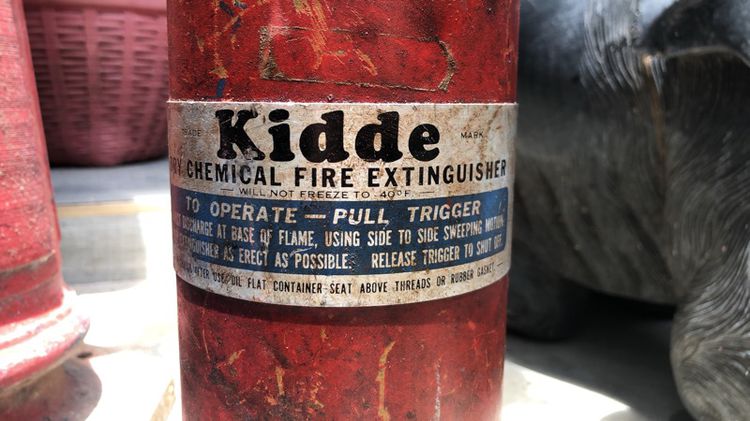 ถังดับเพลิงทรงปืนแปลกโบราณ รูปที่ 5