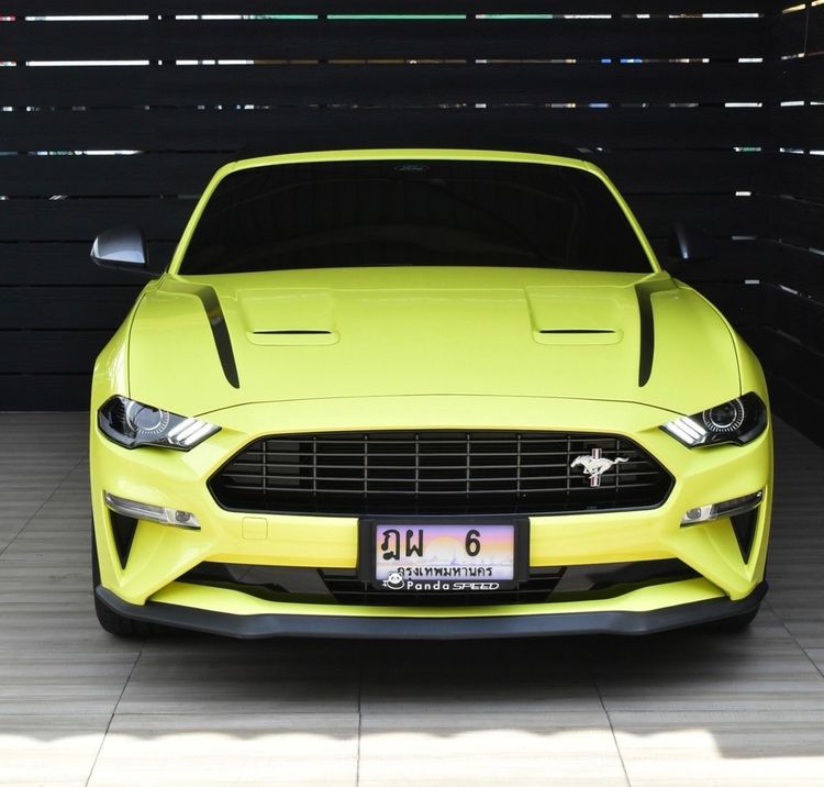 รถ Ford Mustang 2.3 Ecoboost High Performance สี เหลือง