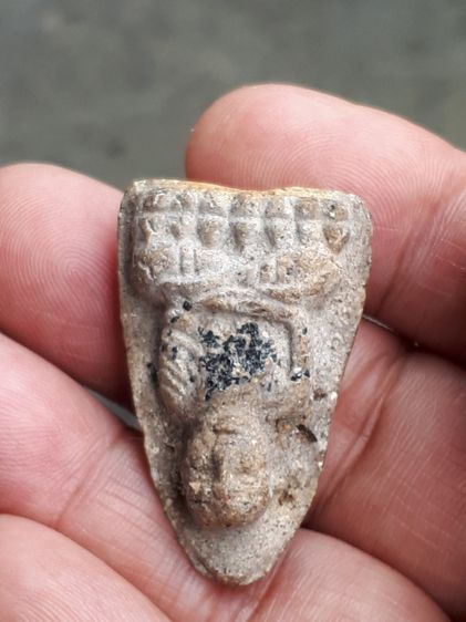 พระหลวงพ่อทวด เนื้อว่าน ผสมแร่ ผิว 2 สี ชมพู+เทา พระหนา สวย สมบูรณ์ คม ชัด ลึกมาก   พุทธคุณในเหรียญรุ่นนี้เด่นทาง  เมตตามหานิยม โชคลาภ ไม่รู รูปที่ 6