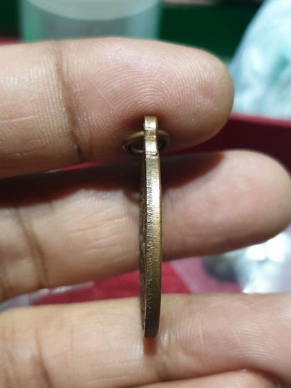 เหรียญหลวงพ่อแช่ม วัดฉลอง ภูเก็ต ฉลองกาญจนาภิเษก ปี39 รูปที่ 3