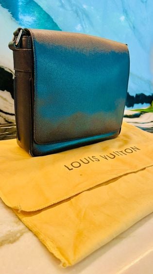 ไม่ระบุ น้ำเงิน หนังแท้ กระเป๋าแบรนด์เนม ยี่ห้อ Louis Vuitton 