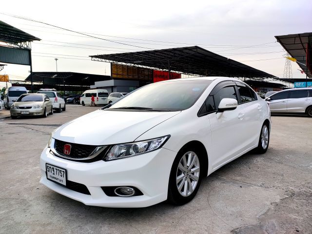 Honda Civic 2013 1.8 EL i-VTEC Sedan เบนซิน ไม่ติดแก๊ส เกียร์อัตโนมัติ ขาว