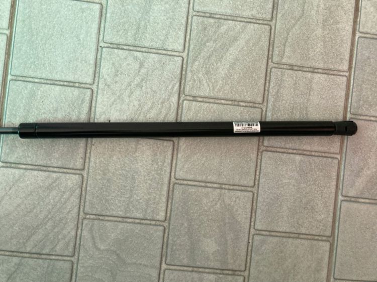 โช๊คกระโปรงหน้า Camry รุ่นผู้นำ ACV30 ACV31 รุ่นปี 2002-2006 ของใหม่ รูปที่ 3