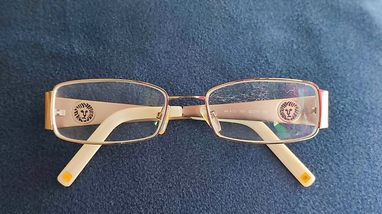 ANNE KLEIN NEW YORK AK9103 509 Eyeglasses Frame 52-17-135 Gold Matte G230 กรอบแว่นตาของแท้มือสอง จากแบรนด์หัวสิงห์ เอาไปเปลี่ยนเลนส์ตามสะดวก รูปที่ 1
