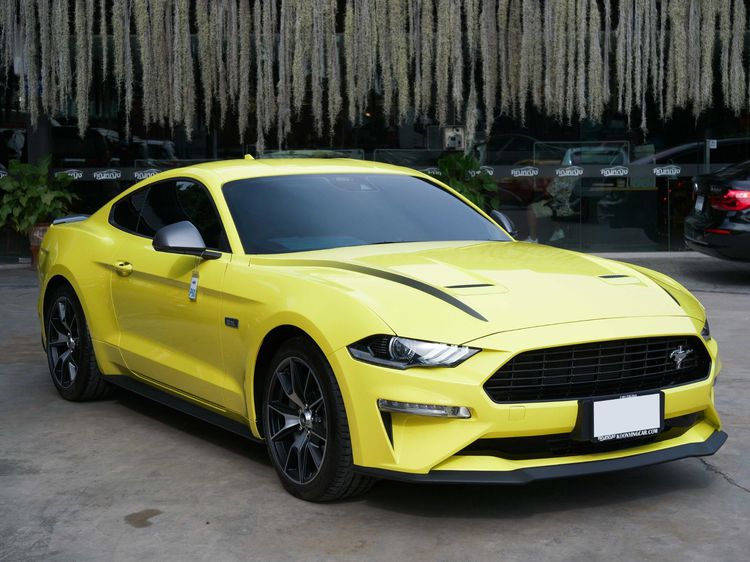 รถ Ford Mustang 2.3 Ecoboost High Performance สี เหลือง