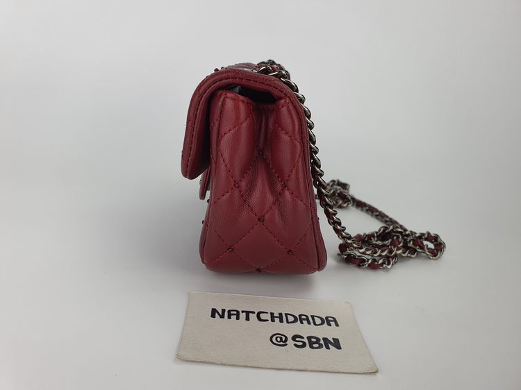 CHANEL LIMITED MINI SAC WITH CRYSTAL RED BURGUNDY LAMBSKIN SHINY RHW รูปที่ 4