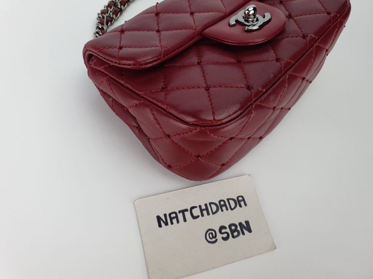CHANEL LIMITED MINI SAC WITH CRYSTAL RED BURGUNDY LAMBSKIN SHINY RHW รูปที่ 7