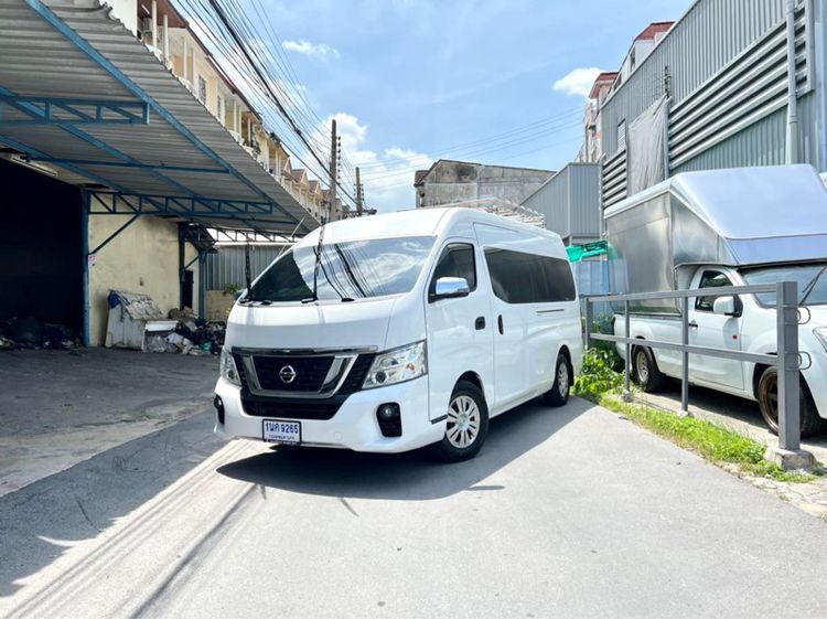 Nissan Urvan 2019 2.5 NV350 Van ดีเซล ไม่ติดแก๊ส เกียร์ธรรมดา ขาว