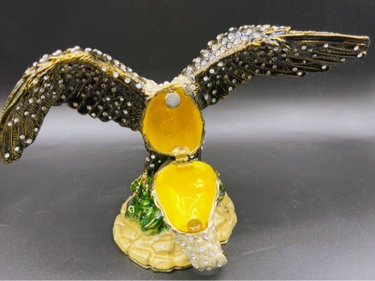 กล่องโลหะใส่ของนกอินทรีย์  งานItaly นำเข้า รูปที่ 2