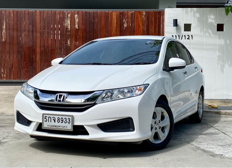 Honda City 2016 1.5 V Plus i-VTEC Sedan เบนซิน ไม่ติดแก๊ส เกียร์อัตโนมัติ ขาว