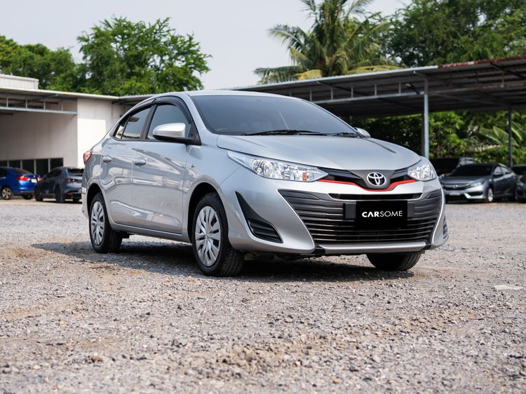 Toyota Yaris ATIV 2019 1.2 J Sedan เบนซิน ไม่ติดแก๊ส เกียร์อัตโนมัติ บรอนซ์เงิน