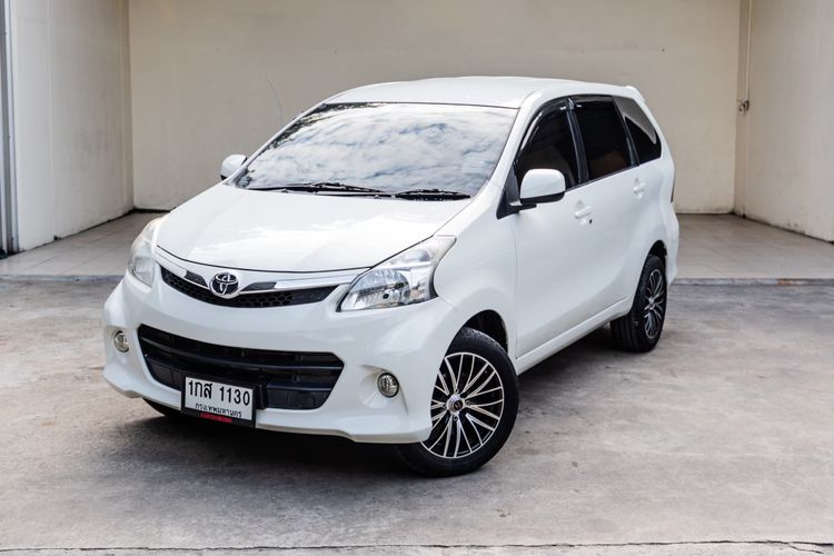 Toyota Avanza 2013 1.5 S Utility-car เบนซิน ไม่ติดแก๊ส เกียร์อัตโนมัติ ขาว