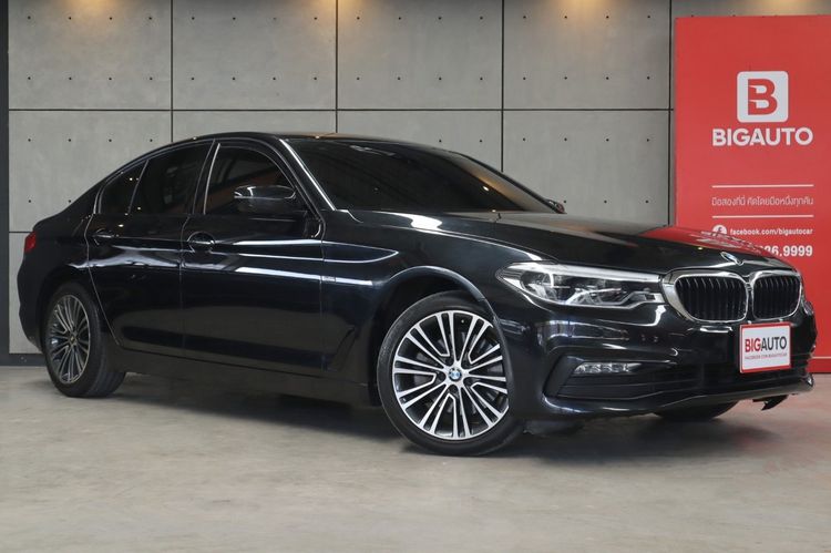 BMW Series 5 2018 520d Sedan ดีเซล ไม่ติดแก๊ส เกียร์อัตโนมัติ ดำ