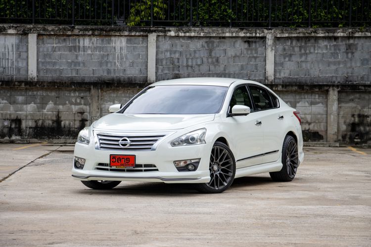 Nissan Teana 2015 2.0 XL Sedan เบนซิน ไม่ติดแก๊ส เกียร์อัตโนมัติ ขาว