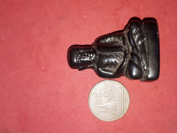 หลวงพ่อเงิน วัดบางคลาน เนื้อเมฆพัตร ขนาดองค์พระ สูง 4 นิ้ว ฐานกว้าง 3 นิ้ว สวยสมบูรณ์ เก่า แท้ หายาก ไม่รู้วัด       พระหลวงพ่อเงิน วัดบางคล รูปที่ 3