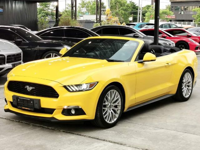 รถ Ford Mustang 2.3 Ecoboost สี เหลือง