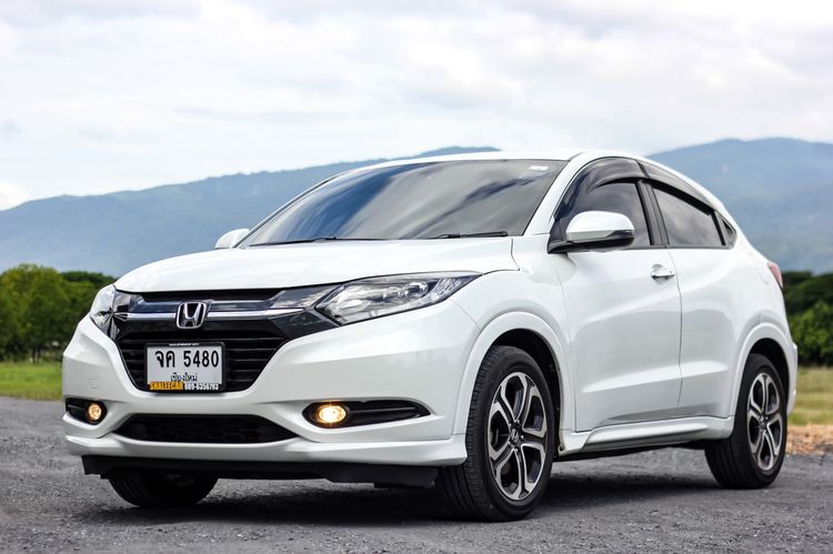 Honda HR-V 2017 1.8 E Limited Sedan เบนซิน ไม่ติดแก๊ส เกียร์อัตโนมัติ ขาว