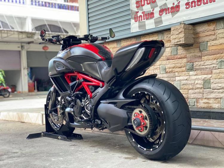 DUCATI DIAVEL CARBON RED FACELIFT PERFORMANCE  2O15  รูปที่ 11