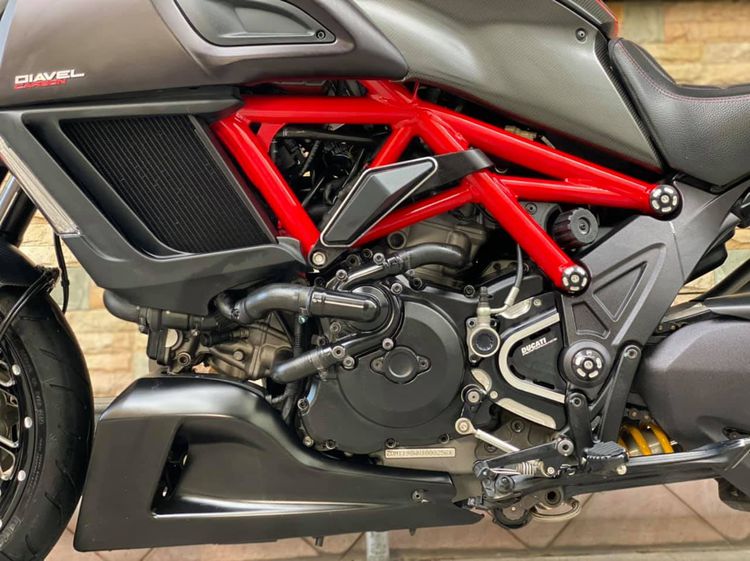 DUCATI DIAVEL CARBON RED FACELIFT PERFORMANCE  2O15  รูปที่ 7