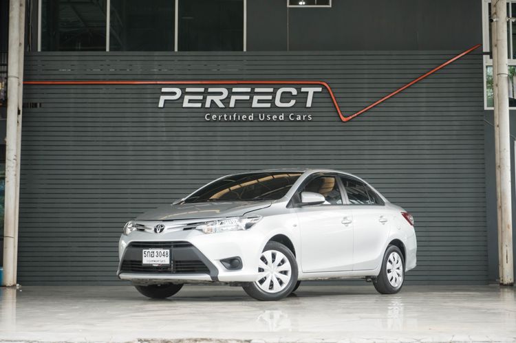 Toyota Vios 2016 1.5 J Sedan เบนซิน LPG เกียร์อัตโนมัติ บรอนซ์เงิน