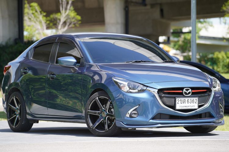 Mazda Mazda 2 2018 1.3 High Connect Sedan ดีเซล ไม่ติดแก๊ส เกียร์อัตโนมัติ น้ำเงิน