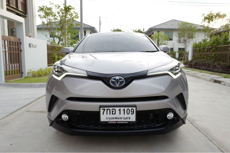 Toyota C-HR 2018 1.8 HV Hi Utility-car ไฮบริด ไม่ติดแก๊ส เกียร์อัตโนมัติ เทา