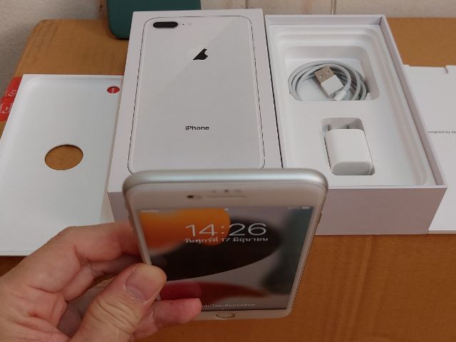 ขายแล้วiPhone8 plus256GB.สวยมาก อุปกรณ์ครบกล่อง ศูนย์ไทย สีขาวสวยสะอาดตา  ไม่มีการเปลี่ยนภายใน เปลี่ยนแบตแท้ศูนย์ครั้งเดียวสุขภาพแบต91  รูปที่ 8