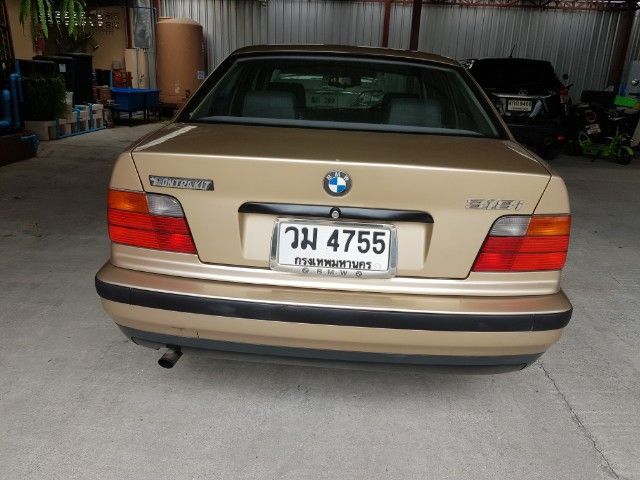 BMW รุ่นอื่นๆ 1997 รุ่นย่อยอื่นๆ Sedan เบนซิน ไม่ติดแก๊ส เกียร์ธรรมดา ทอง