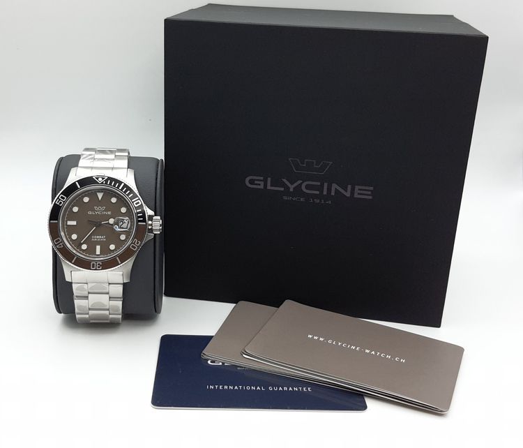 นาฬิกา GLYCINE MEN'S GL1017 COMBAT SUB QUARTZ 42 MM พร้อมกล่อง (ใหม่)