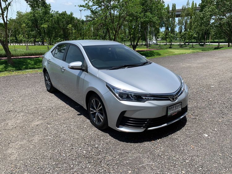 Toyota Altis 2018 1.8 E Sedan เบนซิน ไม่ติดแก๊ส เกียร์อัตโนมัติ เทา